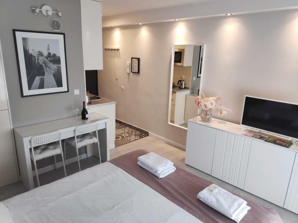Penthouse “Sky 16” Studio Apartment Zagreb Dış mekan fotoğraf